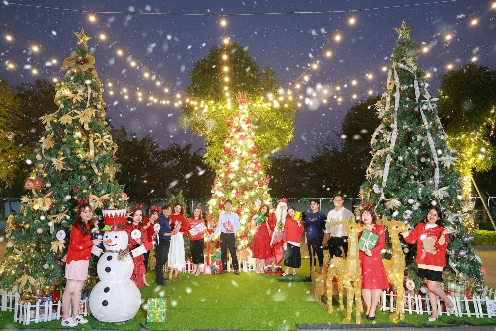 99+ Caption, Status Thả Thính Noel Hay, Độc Đáo Mùa Giáng Sinh 99+ Caption, Status Thả Thính Noel Hay, Độc Đáo Mùa Giáng Sinh