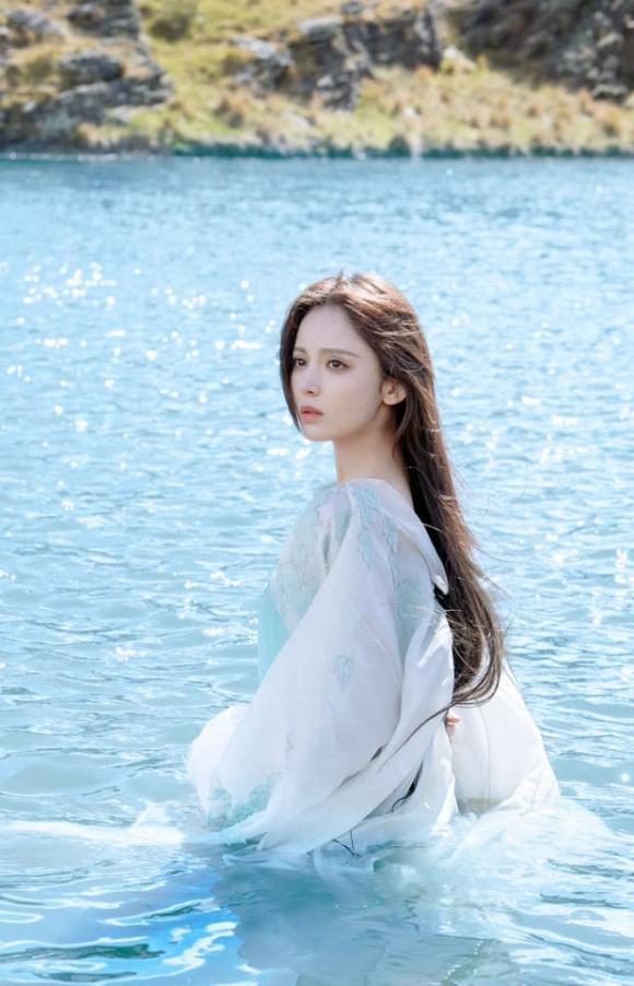 99+ Ảnh Gái Xinh Chụp Trước Gương Che Mặt Đẹp Nghiêng Nước Nghiêng Thành Những Bức Ảnh Gợi Cảm và Tuyệt Đẹp